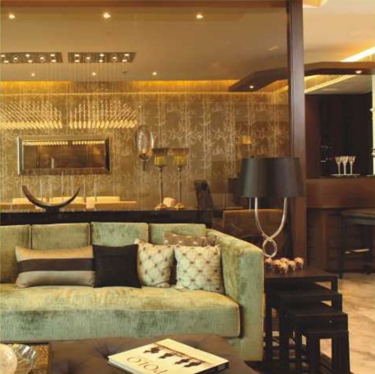 DLF Magnolias Features